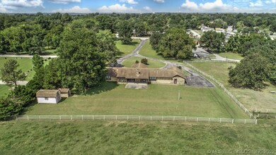 705 E Will Rogers Blvd, Claremore, OK 74017 - photo 3