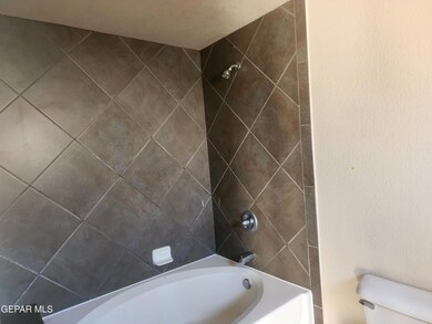 14282 Desert Cactus Dr, Horizon City, TX 79928 - photo 7