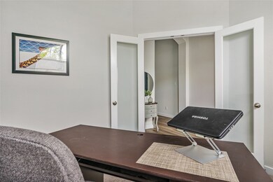 17090 Crimson Crest Dr, Conroe, TX 77302 - photo 5