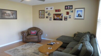 8229 Roseborough Rd, Louisville, KY 40228 - photo 5