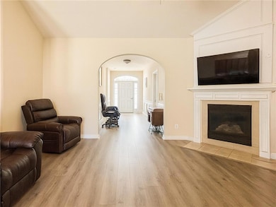 7344 Toccoa Cir, Union City, GA 30291 - photo 2