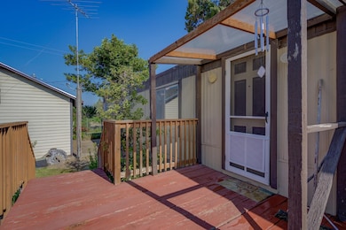 8236 Modoc Rd, Montague, CA 96064 - photo 3