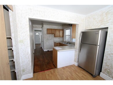 389 17th St SE, Cedar Rapids, IA 52403 - photo 5