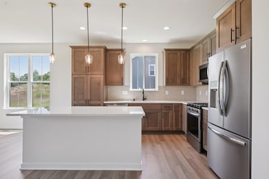 2690 Mapleton Ave 03 Kitchen