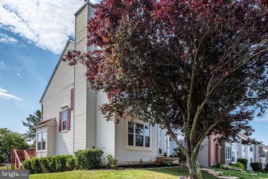 16961 Point Pleasant Ln, Dumfries, VA 22026 - photo 3