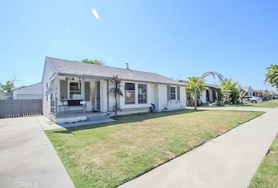 6103 Pepperwood Ave, Lakewood, CA 90712 - photo 2