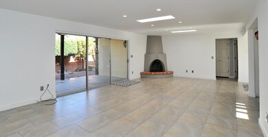 2621 Posada Living Room