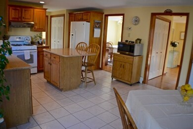 61 Lester Ln, Weymouth, MA 02188 - photo 6