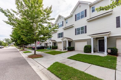 4037 Hartland Street-002-006-W4A0065-MLS