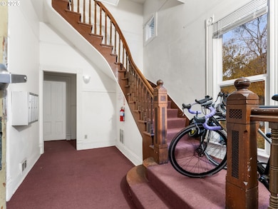1705 SE Morrison St, Portland, OR 97214 - photo 3