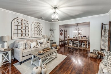 733 E Cedar St, Seguin, TX 78155 - photo 7