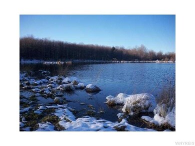 Waterfront. 3.5 Acre Lake