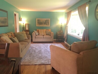 4 Marie Pkwy, Albany, NY 12211 - photo 4