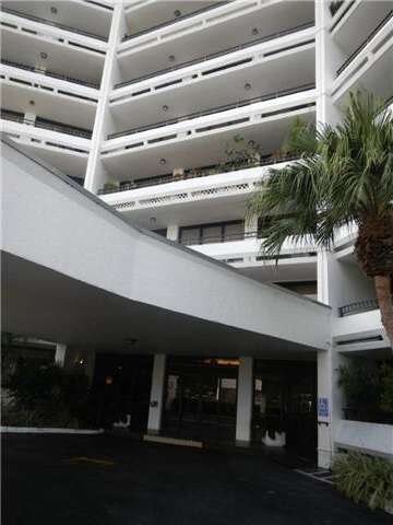 13951 Kendale Lakes Cir unit 406A, Miami, FL 33183 - photo 2