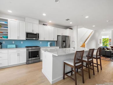 102 Tendick unit 703, San Antonio, TX 78209 - photo 3