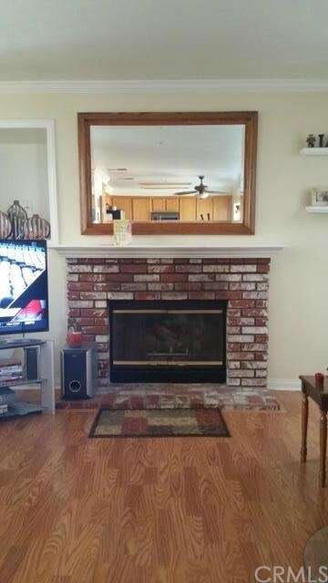Cozy Fireplace you can see from Kitchen