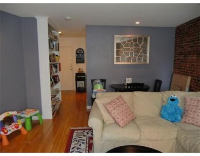19 Wiget St unit 205, Boston, MA 02113 - photo 3