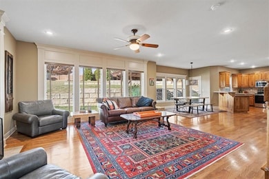 6942 Constance St, Shawnee, KS 66216 - photo 6