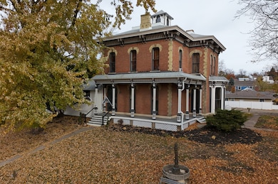 402 W Lincolnway, Morrison, IL 61270 - photo 3