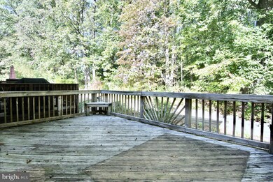 9010 Quail Run Dr, Perry Hall, MD 21128 - photo 4