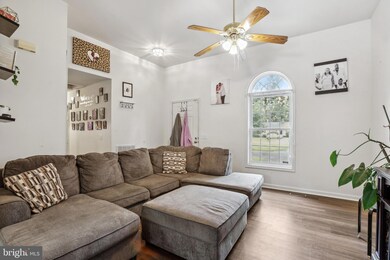 35515 Wilderness Shores Way, Locust Grove, VA 22508 - photo 5