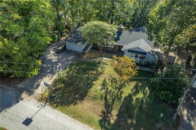 13 Wimbledon Way, Bella Vista, AR 72715 - photo 2