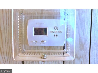 152 W 4th Ave unit 2ND FL, Conshohocken, PA 19428 - photo 3