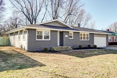 2642 E Meadowmere St-2