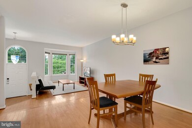 2521 Polly Jefferson Way, Herndon, VA 20171 - photo 6