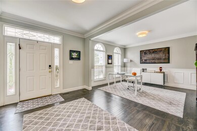 17723 Westhampton Woods Dr, Chesterfield, MO 63005 - photo 3