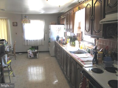 2358 Fisher Rd, Chambersburg, PA 17202 - photo 7