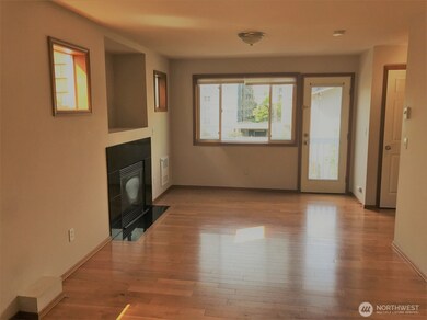 12723 35th Ave NE unit A, Seattle, WA 98125 - photo 2