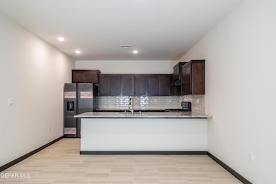 8945 Robert Dr unit A, El Paso, TX 79904 - photo 5