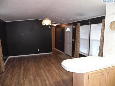 260 NW Golden Hills Dr unit 13, Pullman, WA 99163 - photo 3