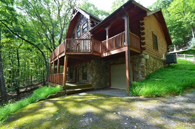 150 Iroquois Cir, Hazleton, PA 18202 - photo 2