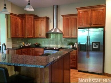 832 Park St E, Wayzata, MN 55391 - photo 5