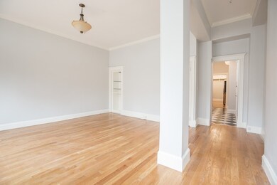 250 Commonwealth Ave unit 21, Boston, MA 02116 - photo 2