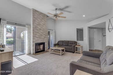 Fireplace and livingroom