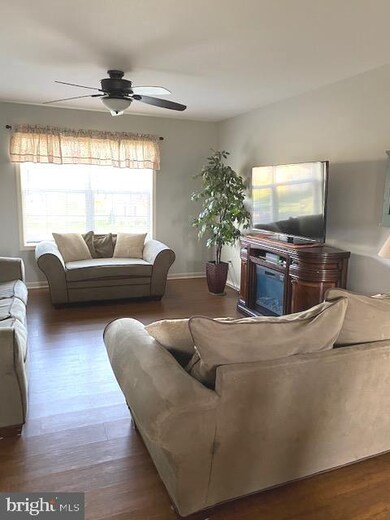 15484 Camden Dr, Greencastle, PA 17225 - photo 7