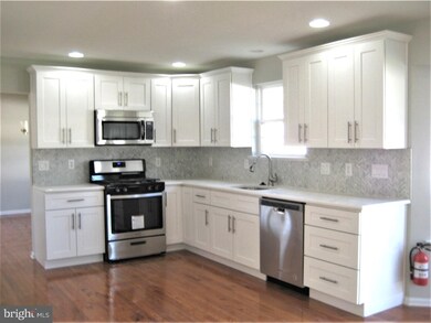 16 Oakshade Rd, Burlington, NJ 08016 - photo 6