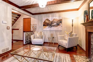 955 Pinewood-mls-14