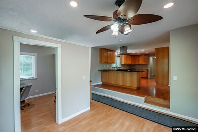 10764 Southview Loop SE, Jefferson, OR 97352 - photo 5