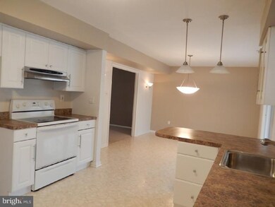 7 Pegasus Way, Sewell, NJ 08080 - photo 5