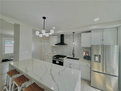 133 Chaplin St, Pawtucket, RI 02861 - photo 4