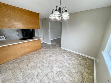 215 Haverhill Cir, Warner Robins, GA 31088 - photo 5