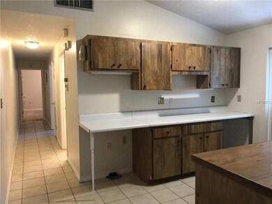 540 E Caroline St, Tavares, FL 32778 - photo 3