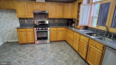 727 Bayberry Ln, Williamstown, NJ 08094 - photo 6