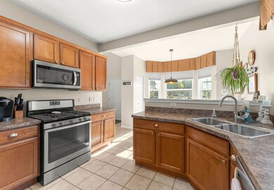 15831 Cove Cir, Plainfield, IL 60544 - photo 6