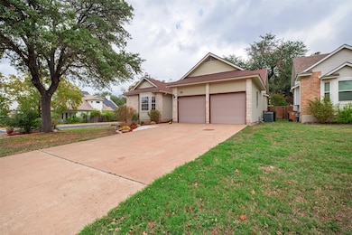 12505 Hunters Chase Dr, Austin, TX 78729 - photo 3
