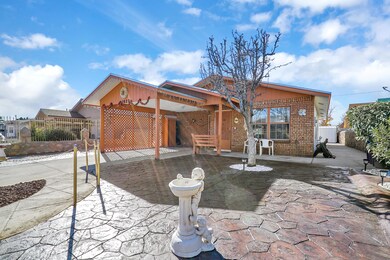 1022 Green Lilac Cir, El Paso, TX 79915 - photo 3